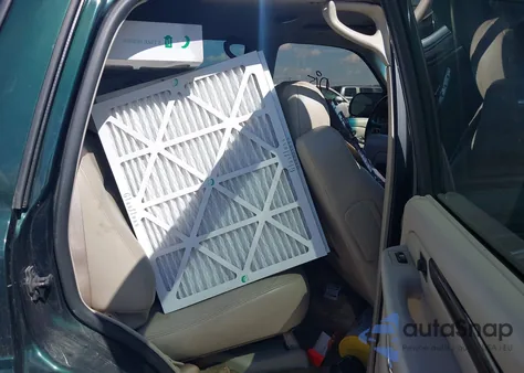 2002 Cadillac Escalade Standard z USA, uszkodzony, nr VIN 1GYEK63N72R290501